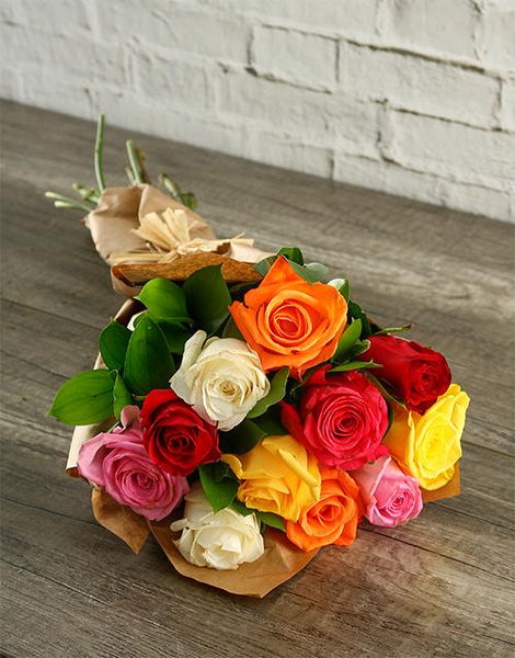 Dozen of Assorted Roses